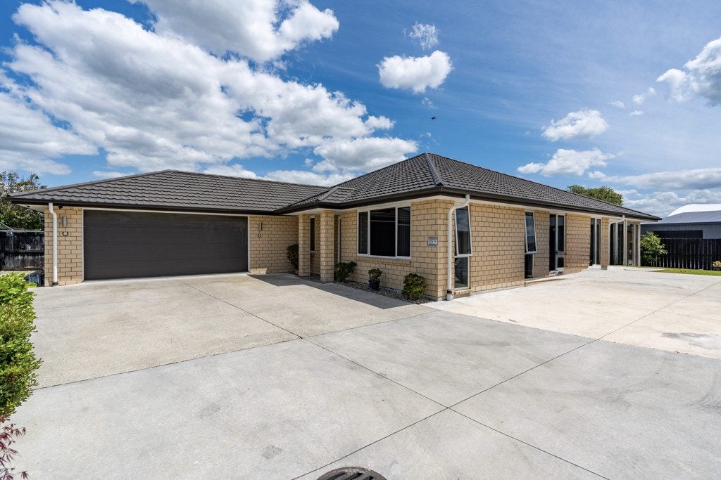 13 Chesham Street, Rototuna North, Hamilton - Carousel 1