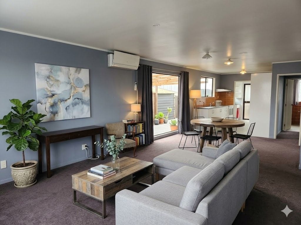 2/8 Silver Creek Road, Weymouth, Auckland - Carousel 2
