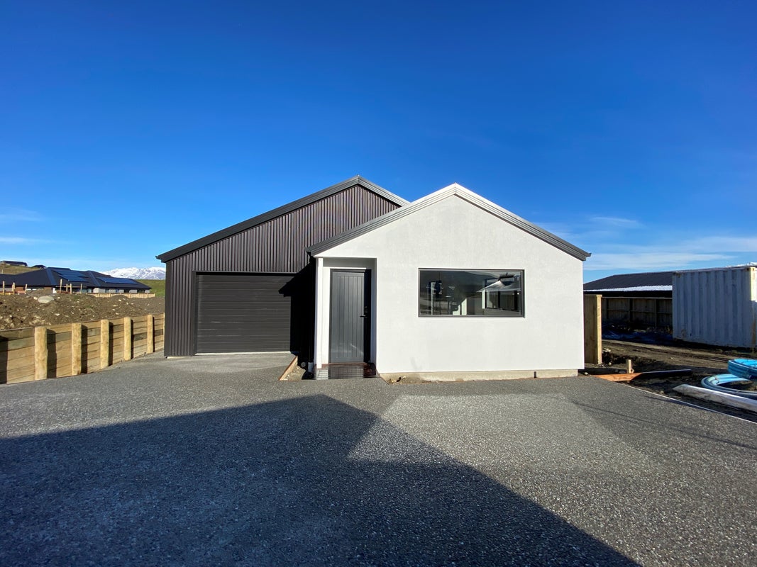 13 Coopworth Road, Jacks Point, Queenstown - Carousel 1