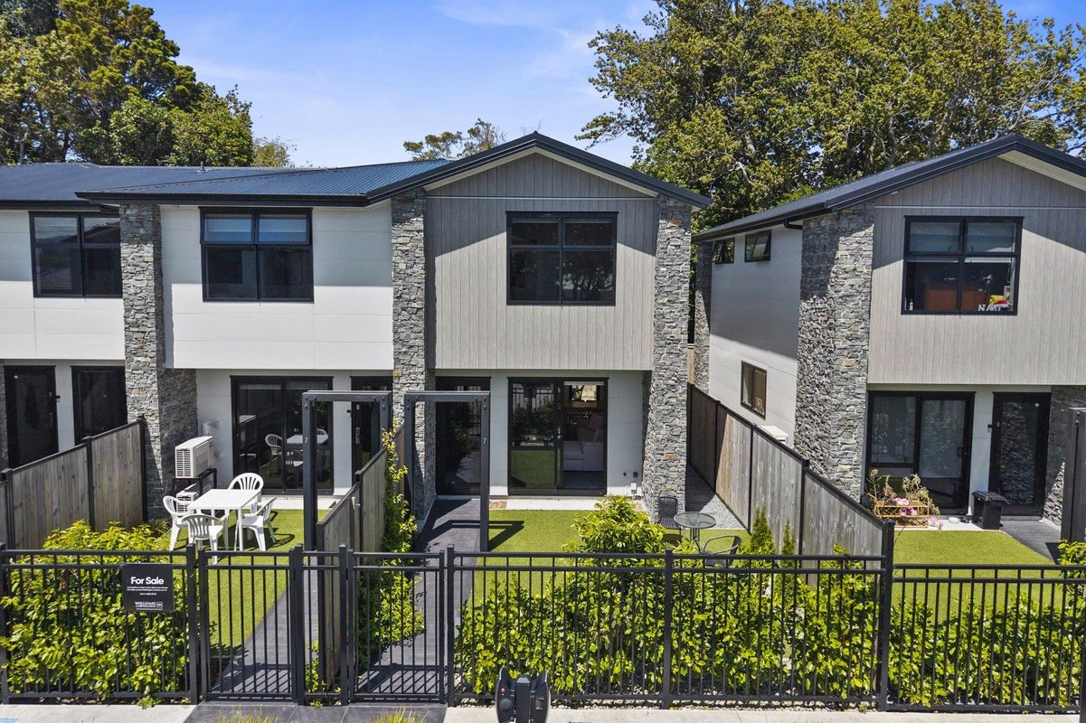 9/7 Ariki Street, Boulcott, Lower Hutt - Carousel 1