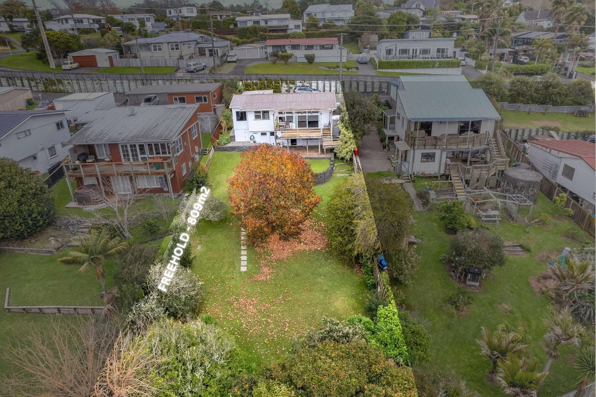 9 Norfolk Road, Stanmore Bay, Whangaparaoa - Carousel 2