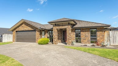 33 Edith Collier Drive, Otamatea, Whanganui - Carousel 1