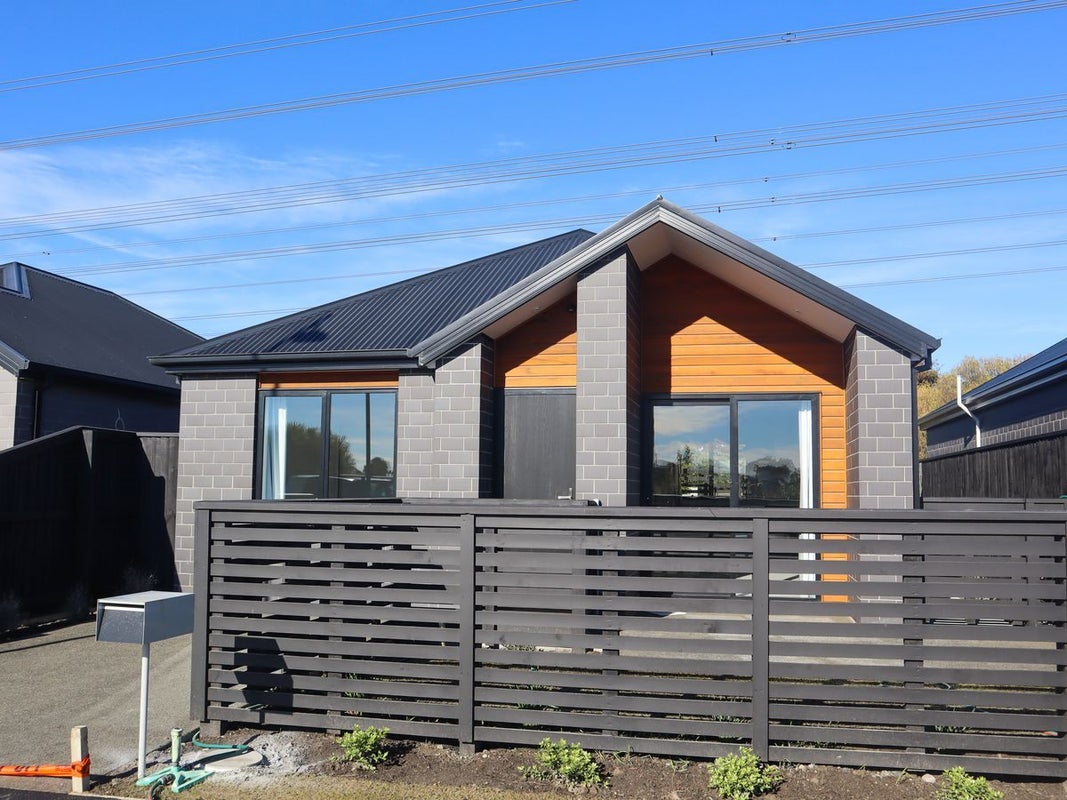 29 Piripiri Place, Broomfield, Christchurch - Carousel 1
