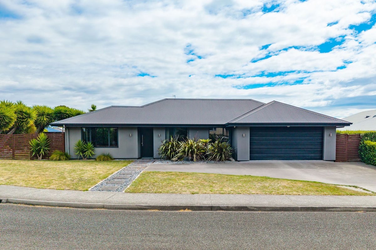 79 Fergusson Street, Stoke, Nelson - Carousel 1