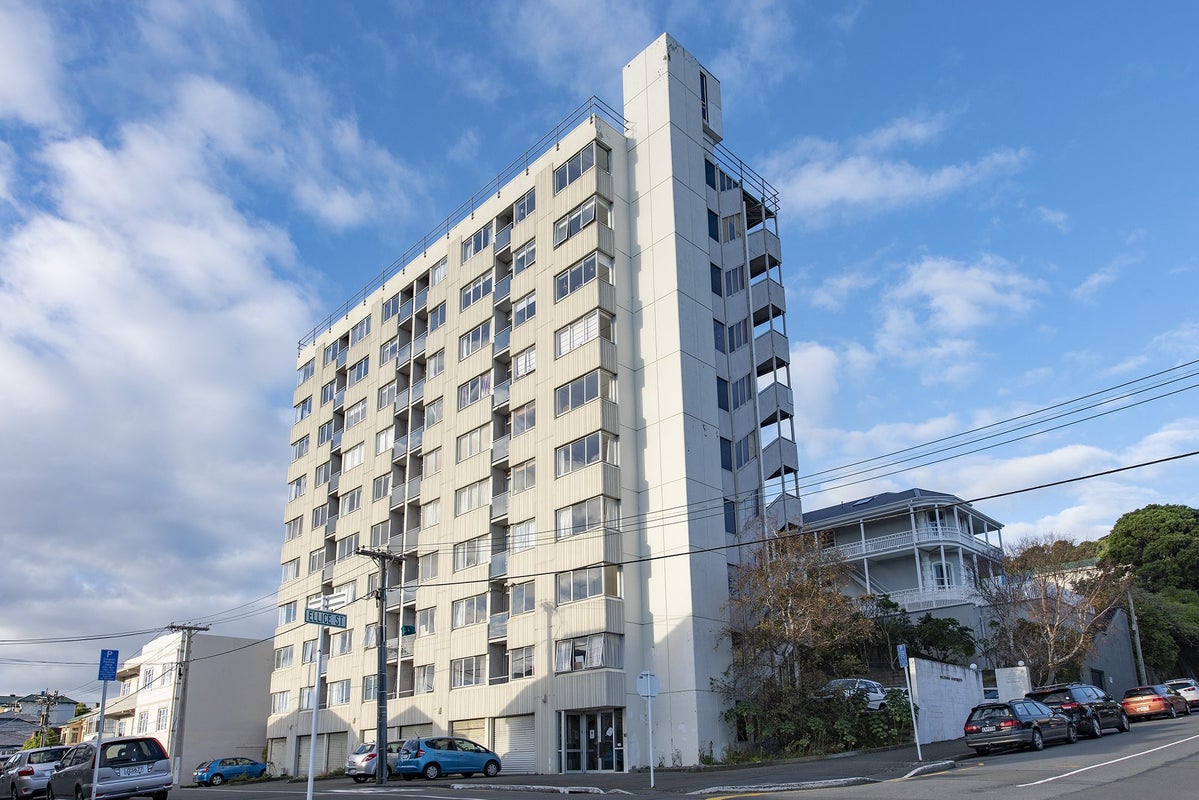 403/131 Brougham Street, Mount Victoria, Wellington - Carousel 1