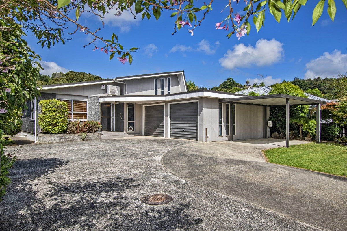 65 Fairway Drive, Kamo, Whangarei - Carousel 1
