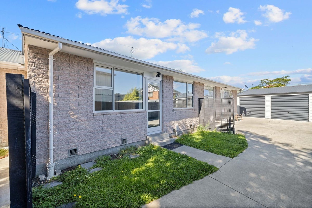 3/25 Whitmore Street, Edgeware, Christchurch - Carousel 1