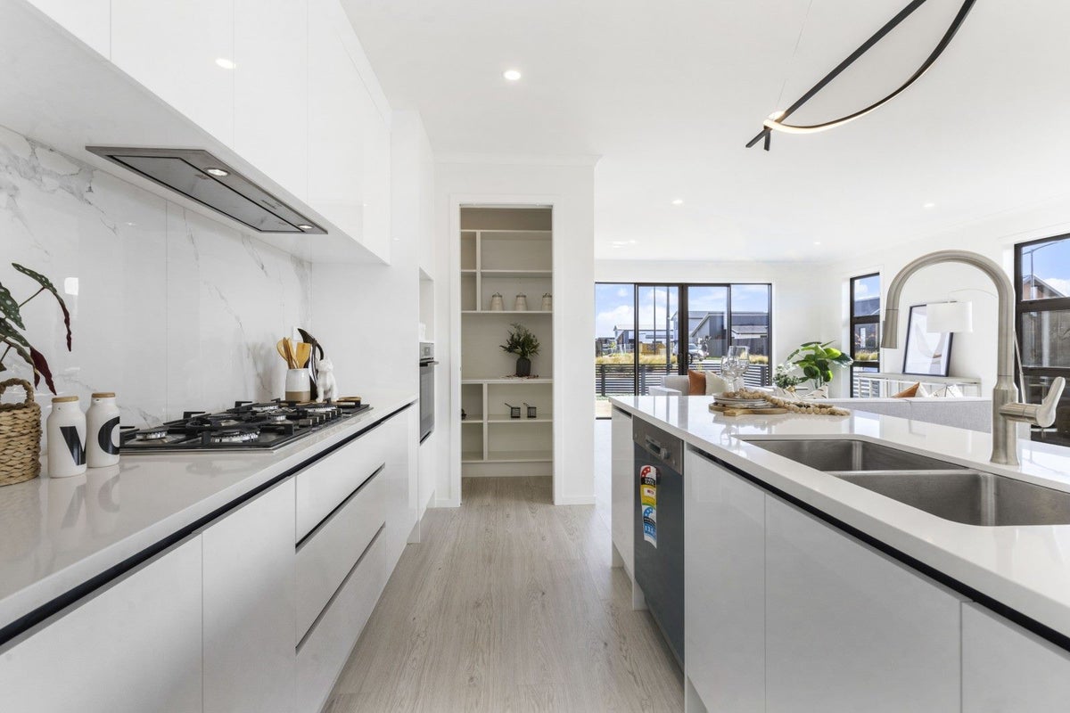 4 Kibblewhite Road, Chartwell, Hamilton - Carousel 1