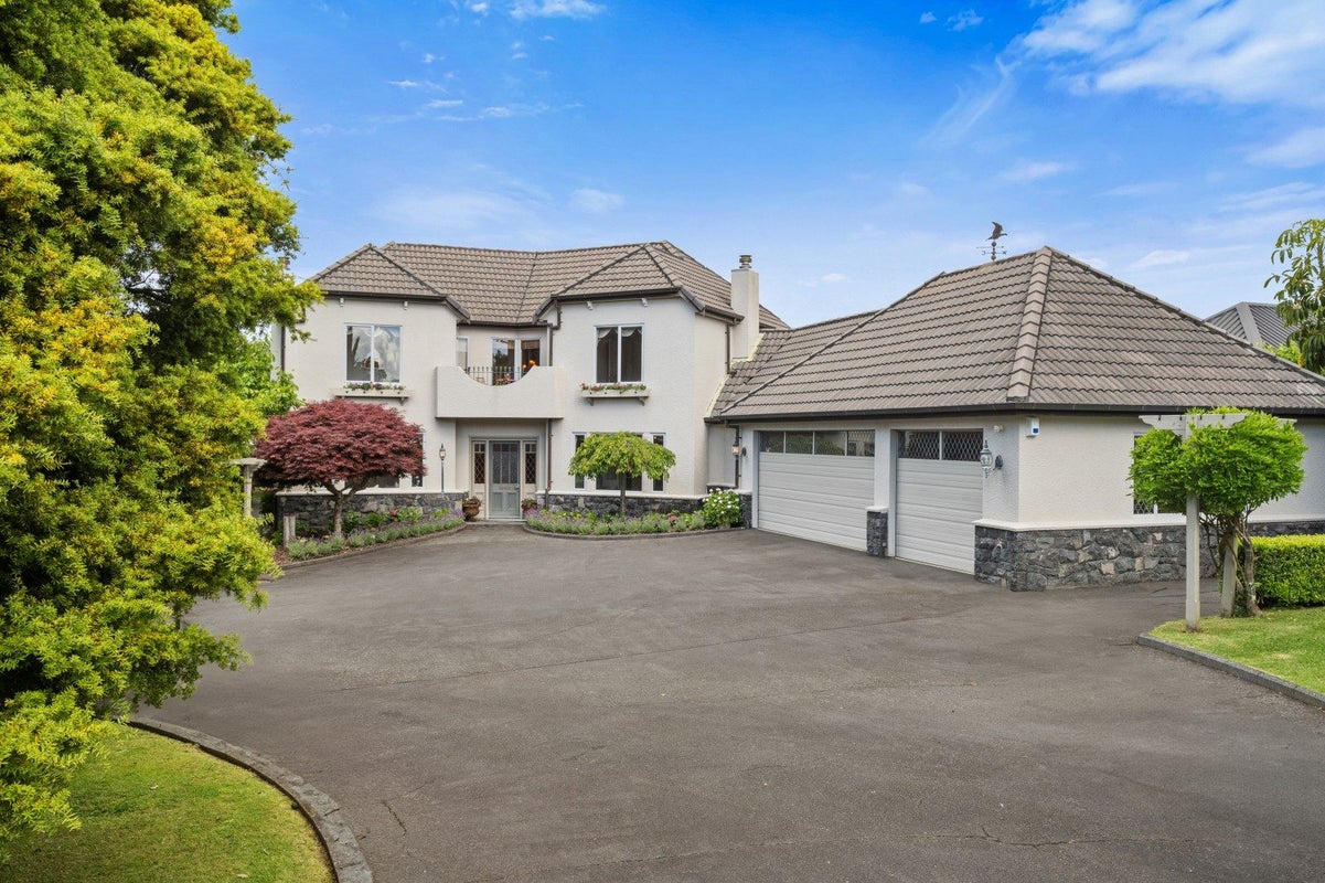 33 Seymour road, Mellons Bay, Manukau - Carousel 2