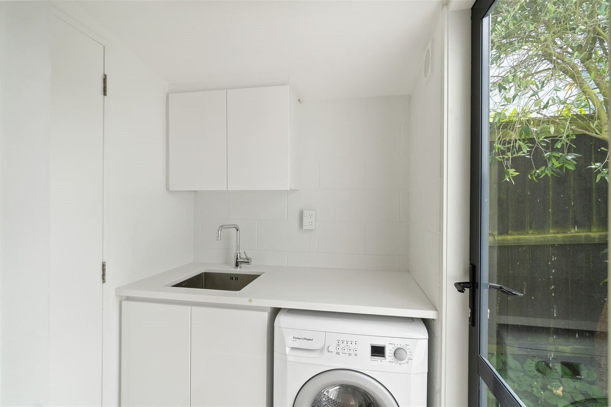 41 Cox Street, Merivale, Christchurch - Carousel 17