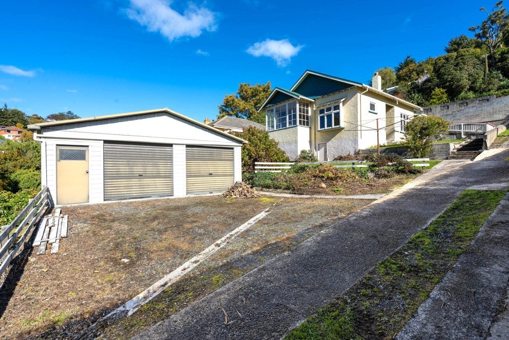53 Peter Street, Caversham, Dunedin - Carousel 2