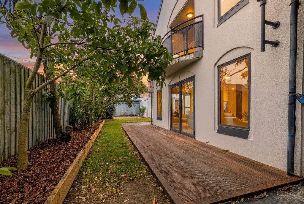 2/155 Yaldhurst Road, Sockburn, Christchurch - Carousel 19