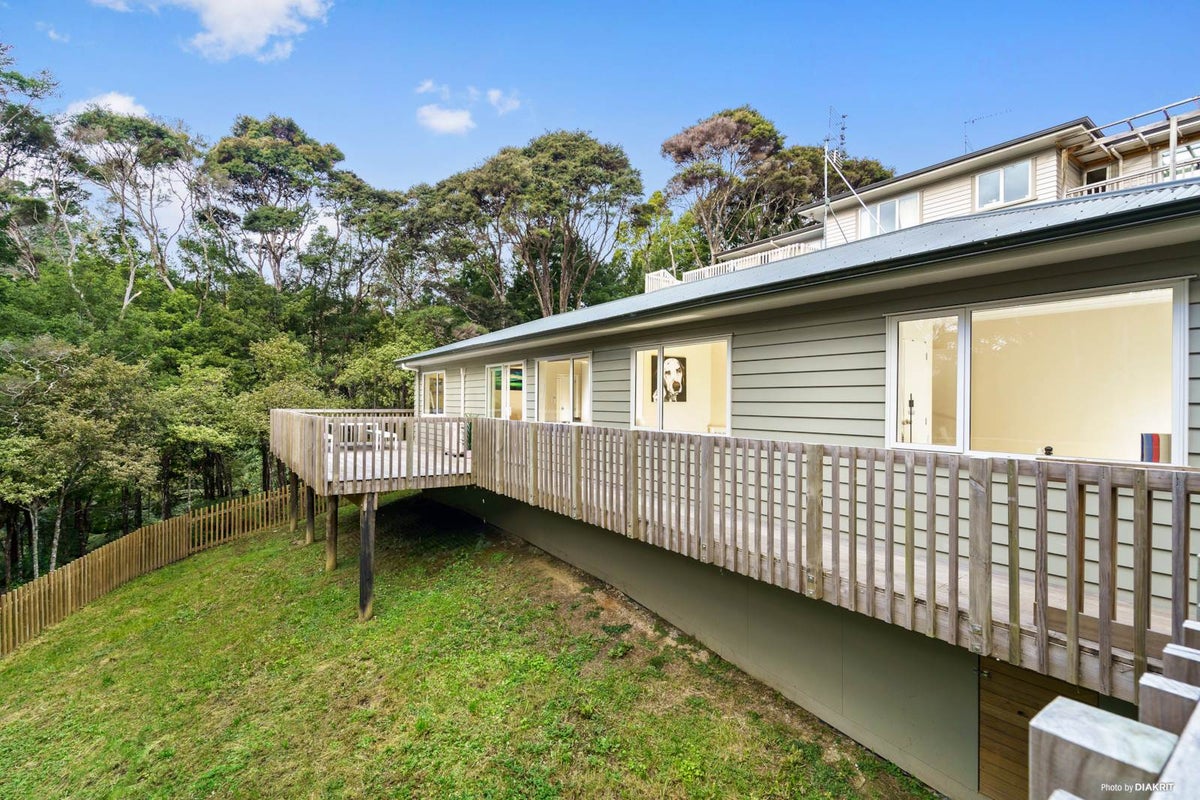 11A Viridian Lane, Greenhithe, Auckland - Carousel 1