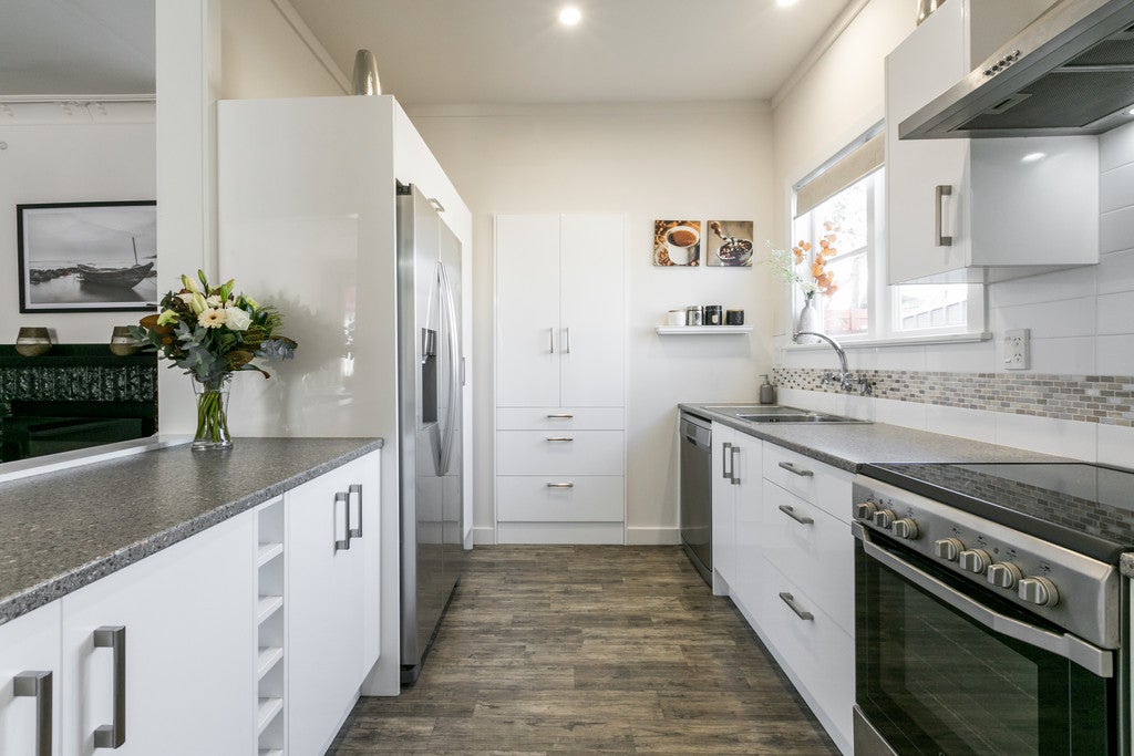 8 Nelson Crescent, Napier South, Napier - Carousel 2
