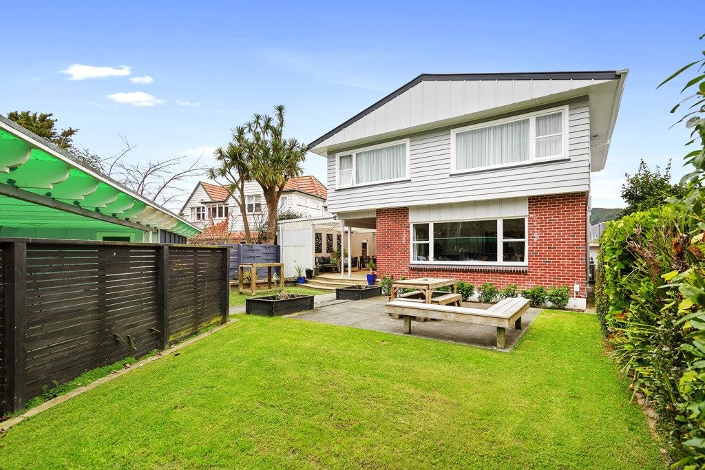62 Penrose Street, Woburn, Lower Hutt - Carousel 1