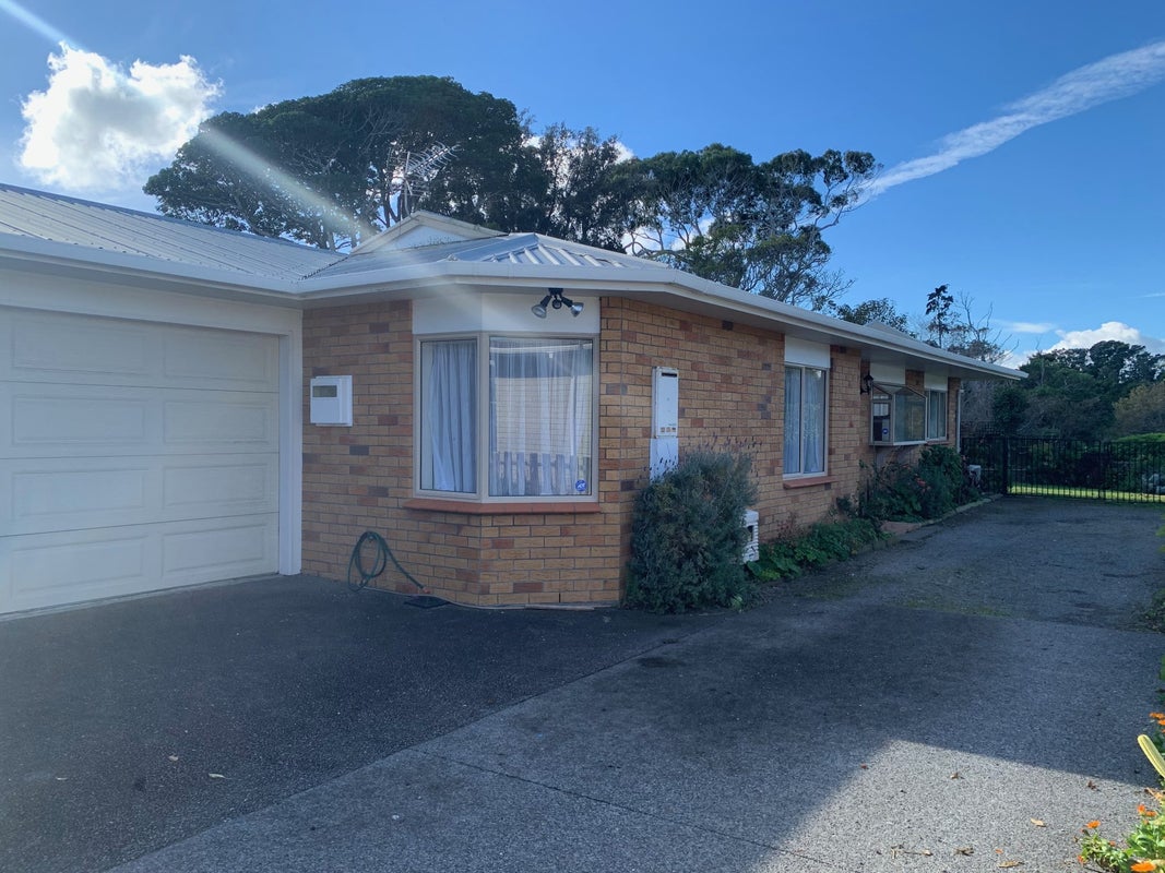 11C Norman Street, Lower Vogeltown, New Plymouth - Carousel 1