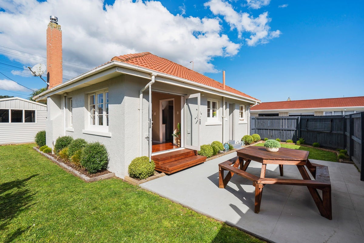 21 King ST, Kensington, Whangarei  - Carousel 2