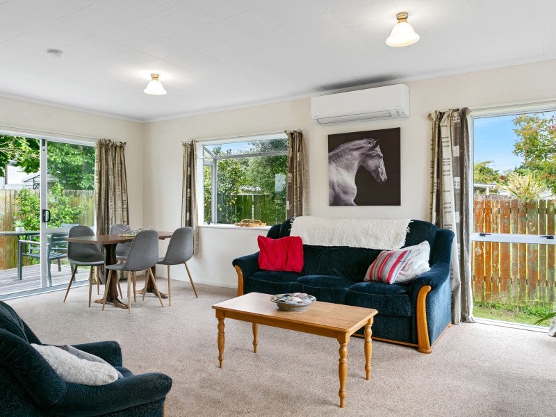 2/9 Pitiroi Street, Nukuhau, Taupo - Carousel 1