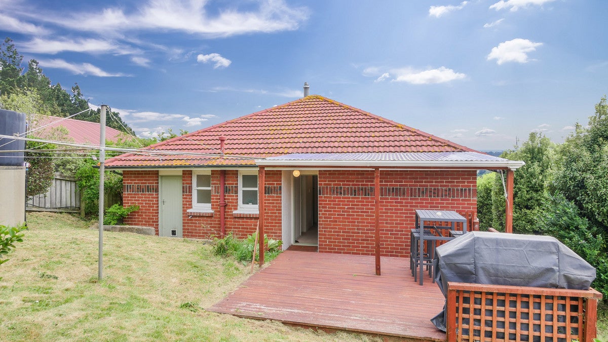 13 Church Hill Road, Green Island, Dunedin - Carousel 1