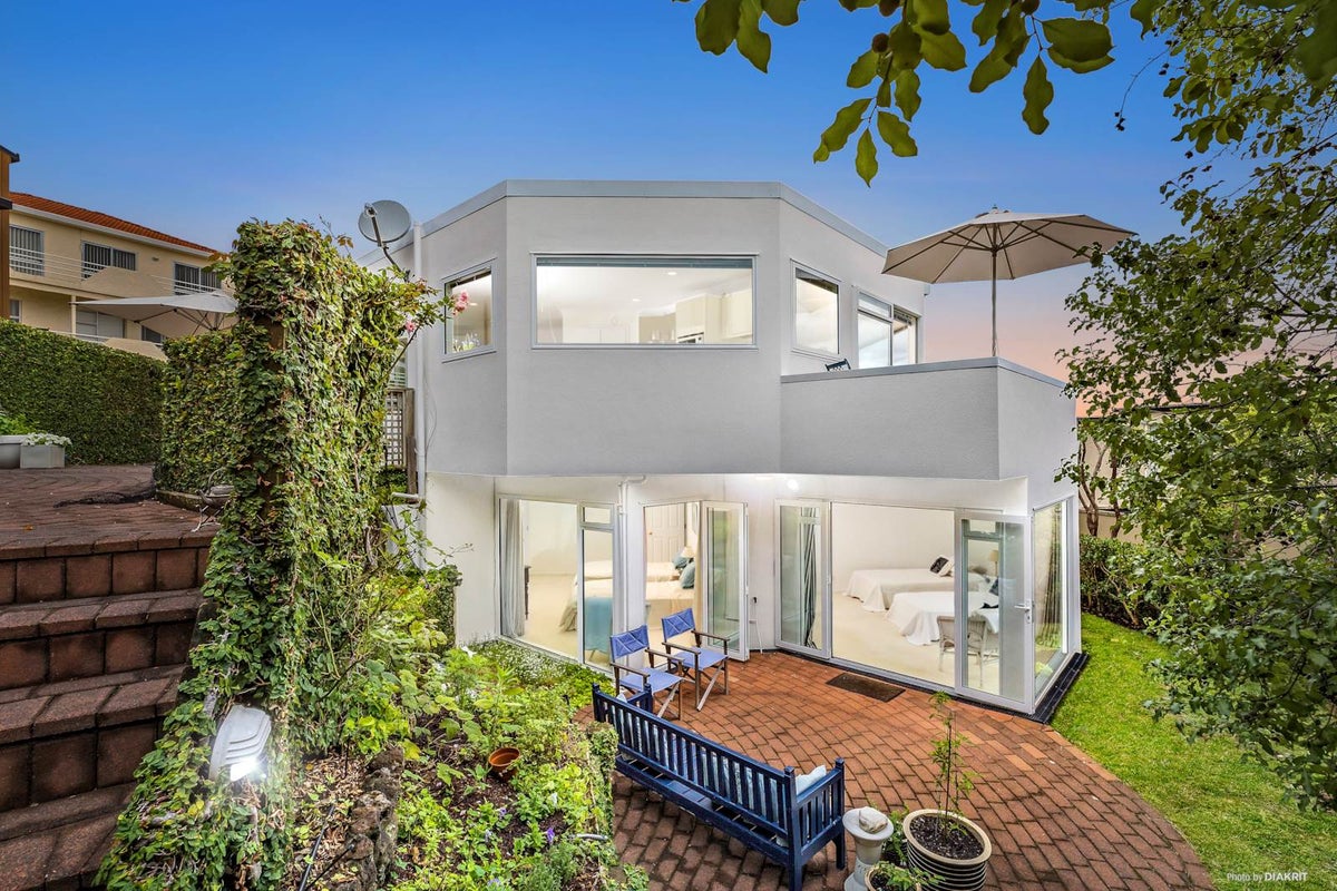 2C Waimarie Street, St Heliers, Auckland - Carousel 1