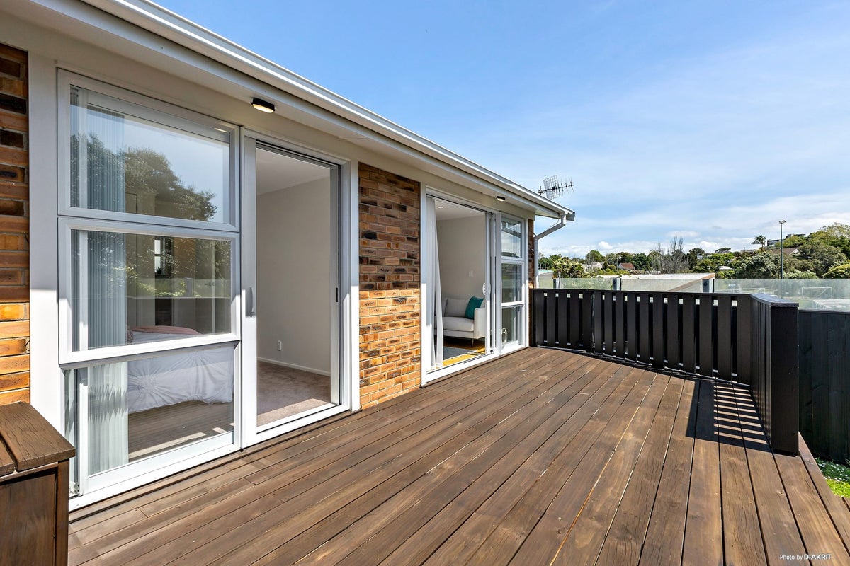 1/56A Michaels Avenue, Ellerslie, Auckland - Carousel 1