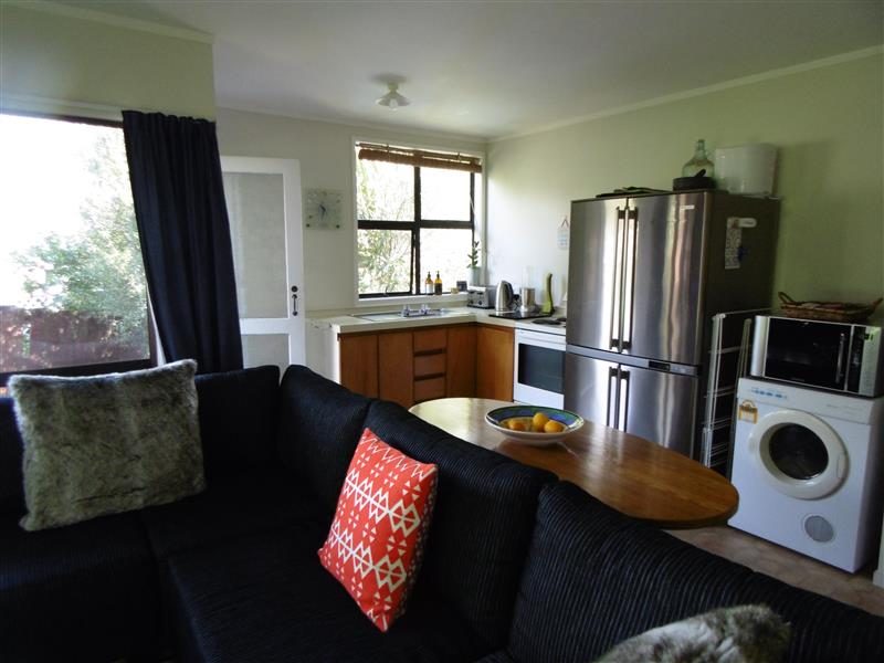 1 Walnut Lane, Browns Bay, Auckland - Carousel 1
