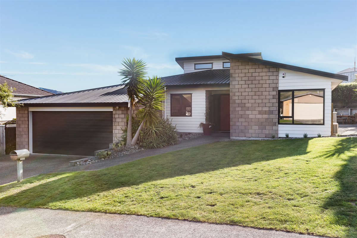 8 Tasman Close, Aotea, Porirua - Carousel 27