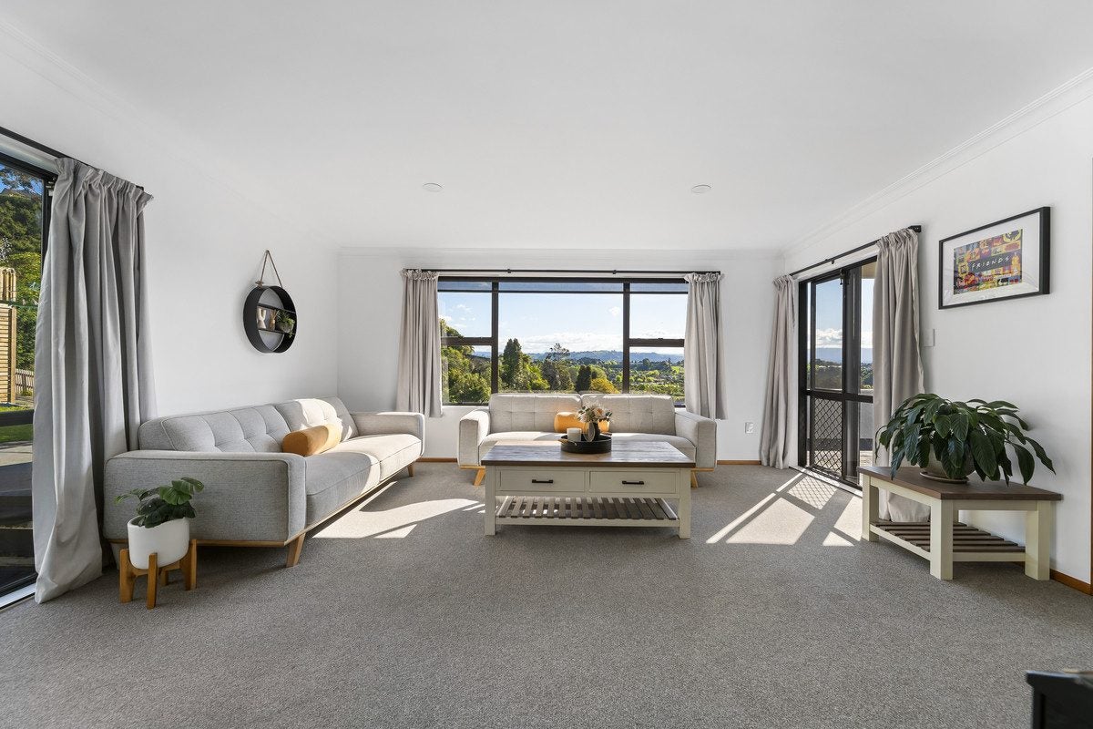 8 Eventide Way, Bellevue, Tauranga - Carousel 1