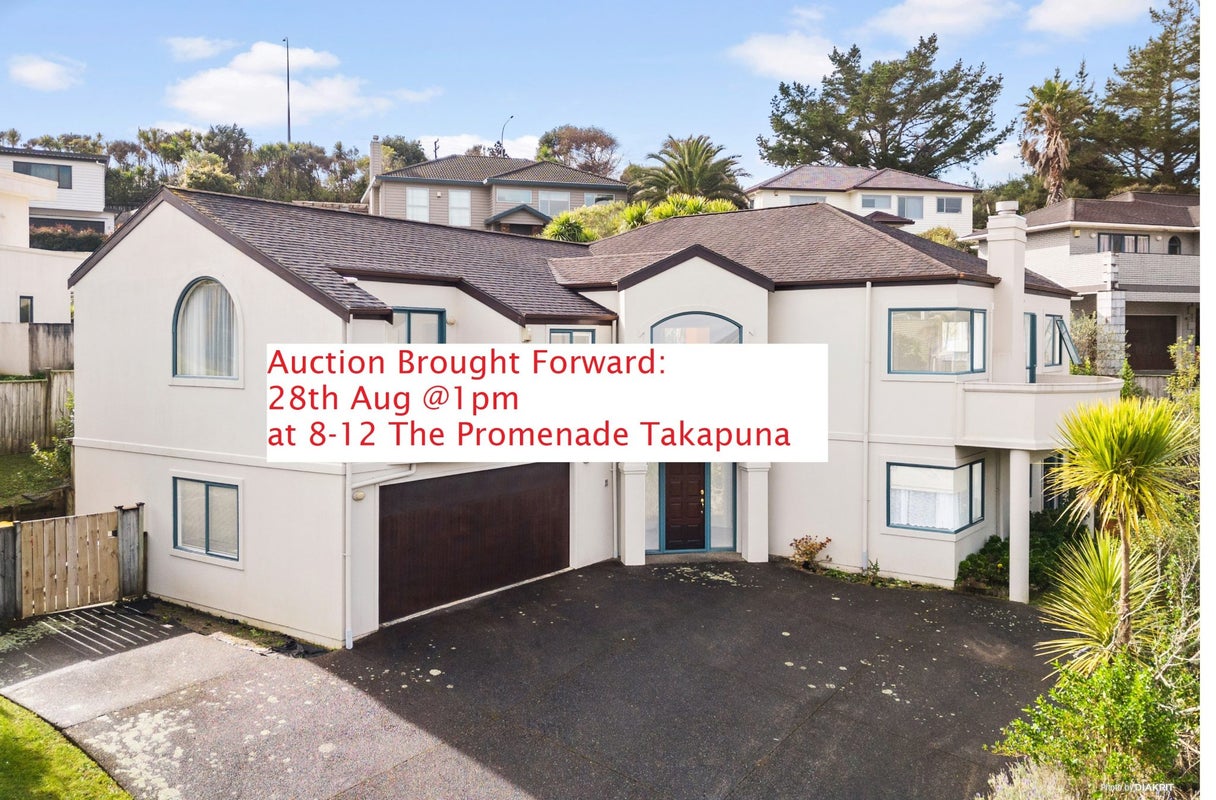 15 Cricklade Terrace, Windsor Park, Auckland - Carousel 1