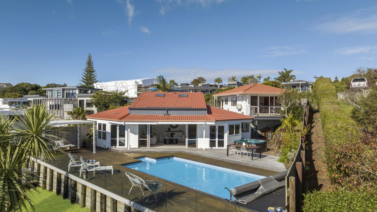 48 Craig Road, Maraetai, Auckland - Carousel 1