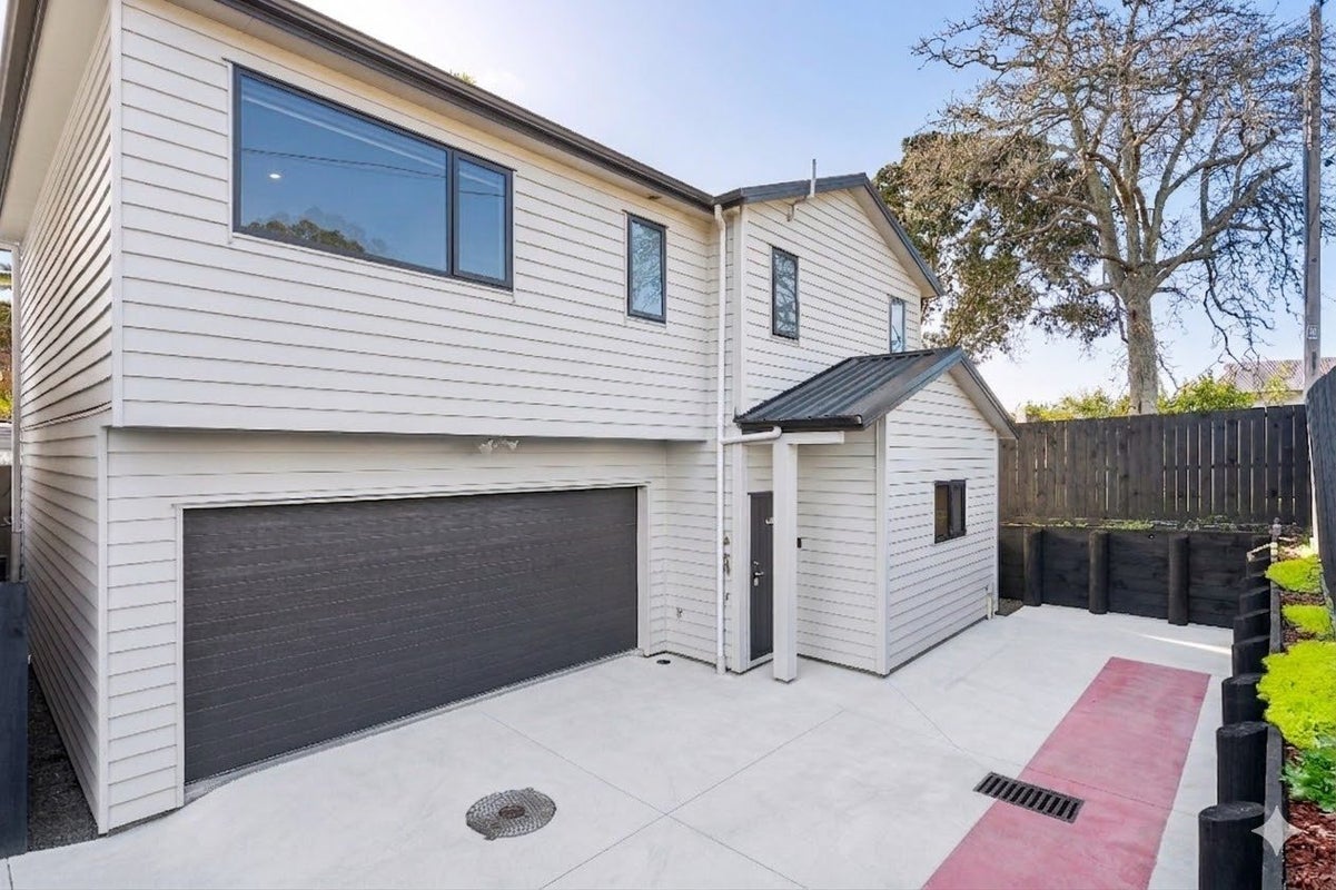 70E Woodglen Road, Glen Eden, Auckland - Carousel 1