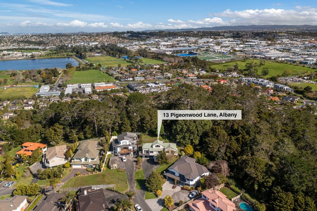 13 Pigeonwood Lane, Albany, Auckland - Carousel 2