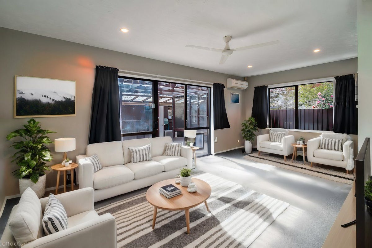 2/126B Inwoods Close, Parklands, Christchurch - Carousel 2