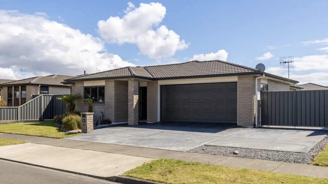 64 Squire Drive, Awatoto, Napier - Carousel 1