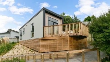 148 Eskdale Road, Papakowhai, Porirua - Carousel 1