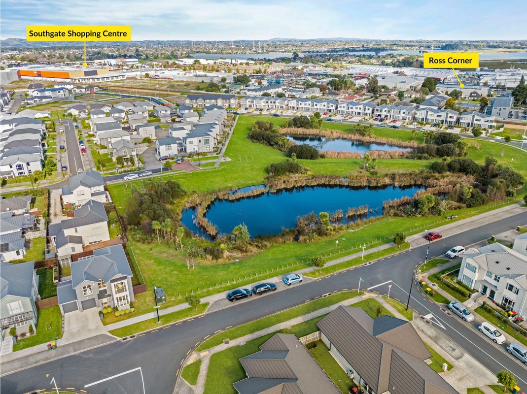 4 Aviation Street, Takanini, Auckland - Carousel 2