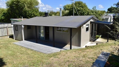 34 Sarah Street, Waikawa Beach, Manakau - Carousel 1