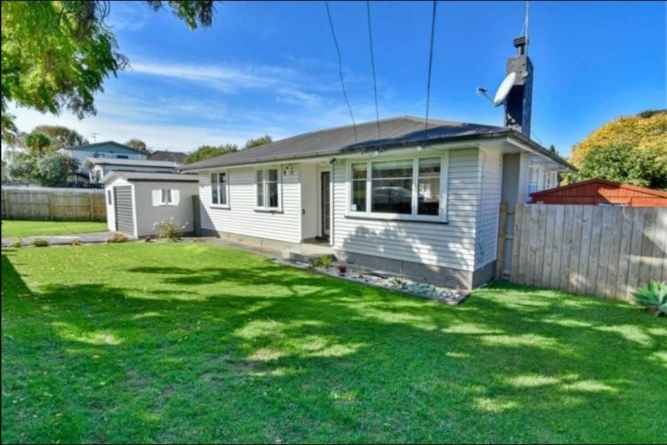 4 Kay Road, Manurewa, Auckland - Carousel 15
