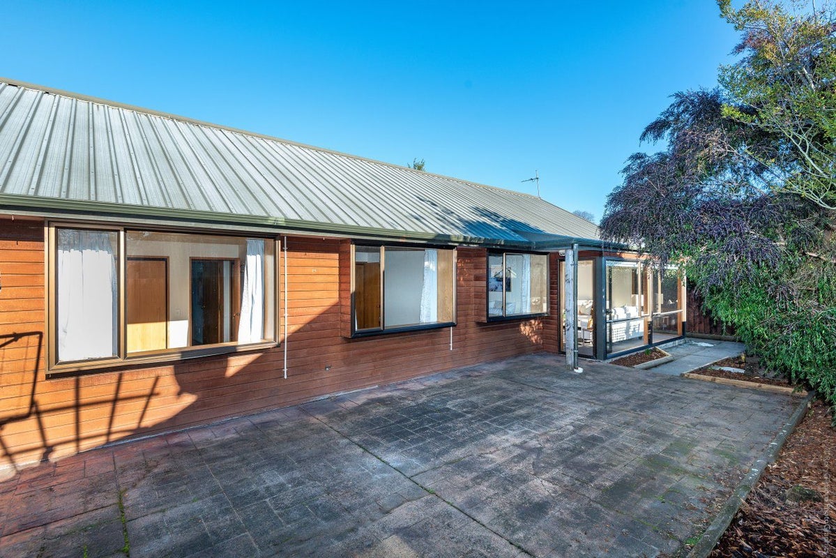 4/61 Torrens Road, Hillmorton, Christchurch - Carousel 2