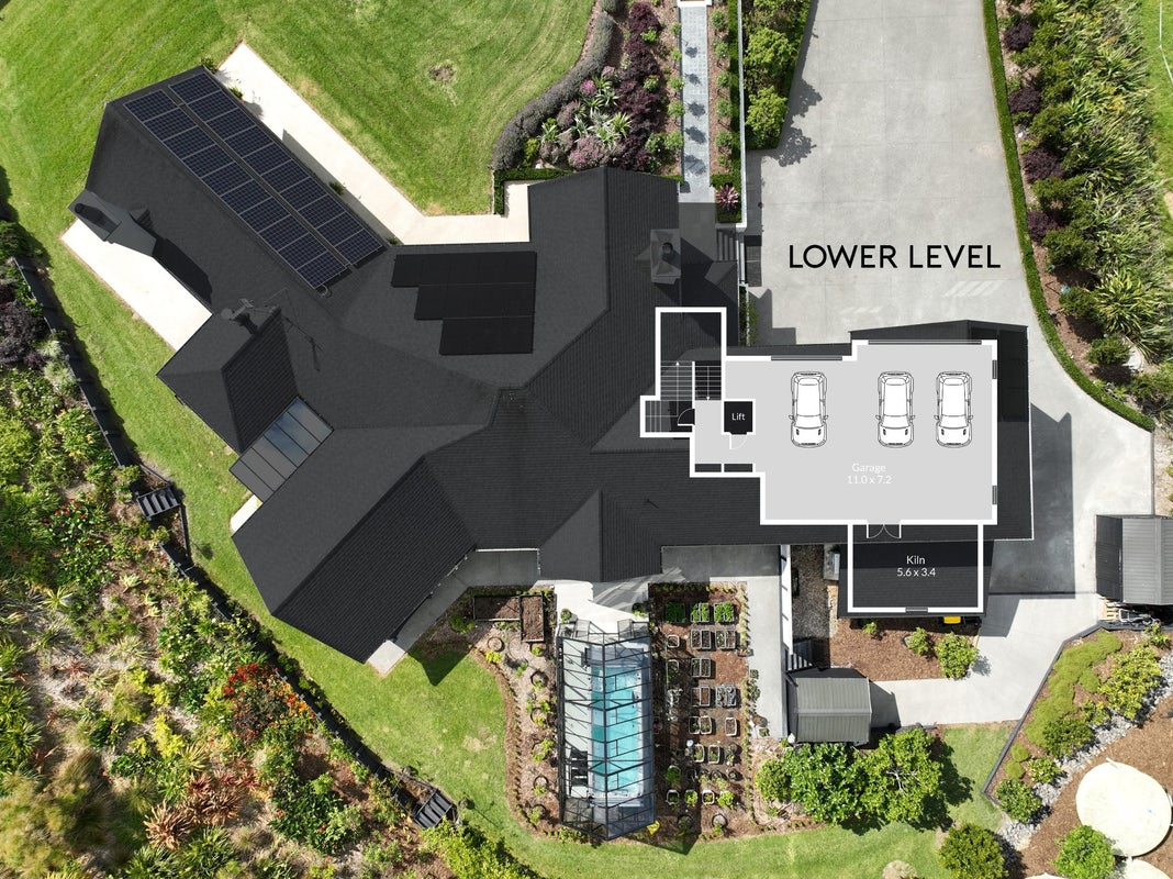 13 Myra Evelyn Grove, Albany - Carousel 33