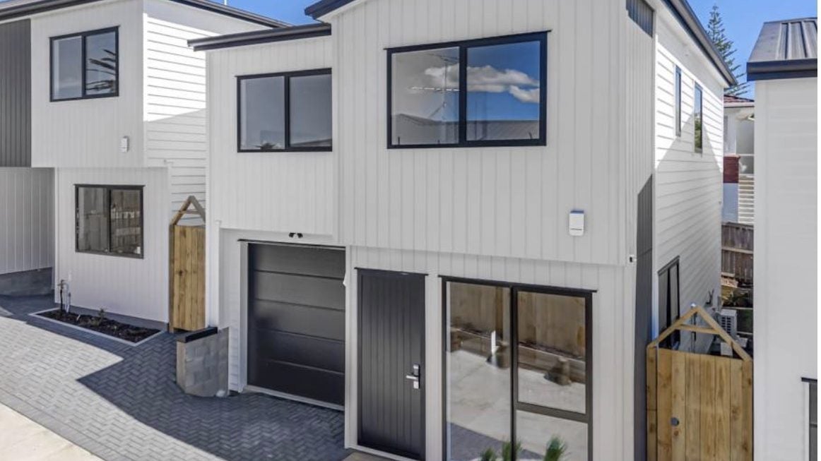 9A Larne Avenue, Pakuranga Heights, Auckland - Carousel 1