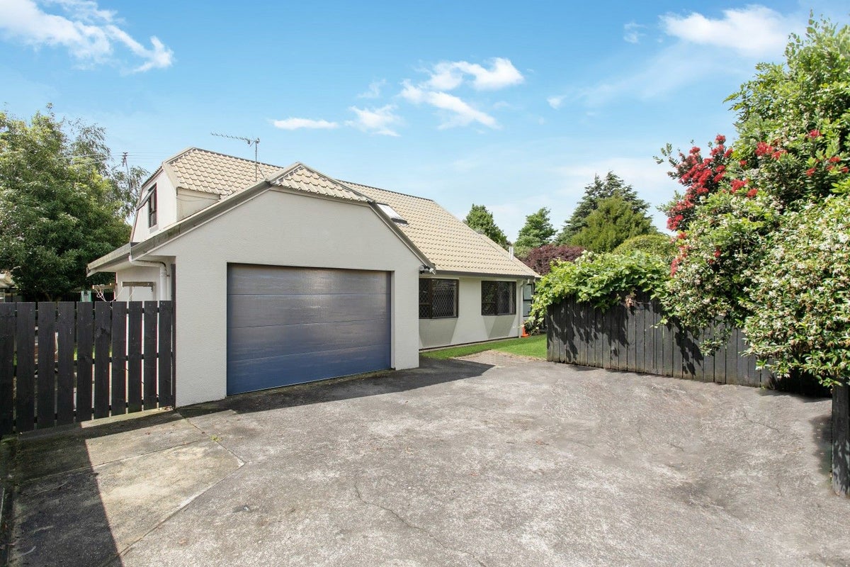2/11 BEACH RD, Papakura, Auckland - Carousel 2