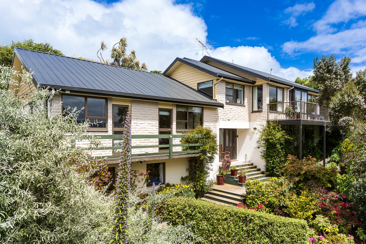 26 Woodside Terrace, Andersons Bay, Dunedin - Carousel 1