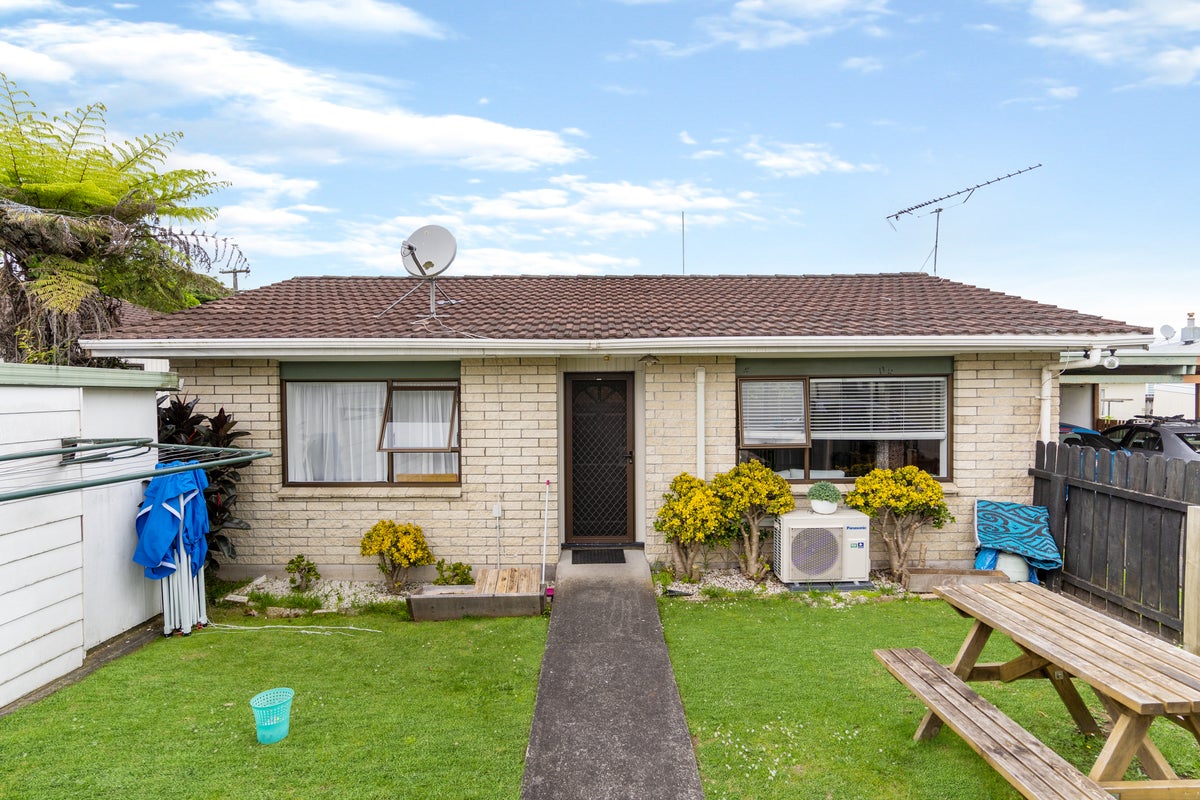 2/49 Marne Road, Papakura, Papakura - Carousel 1