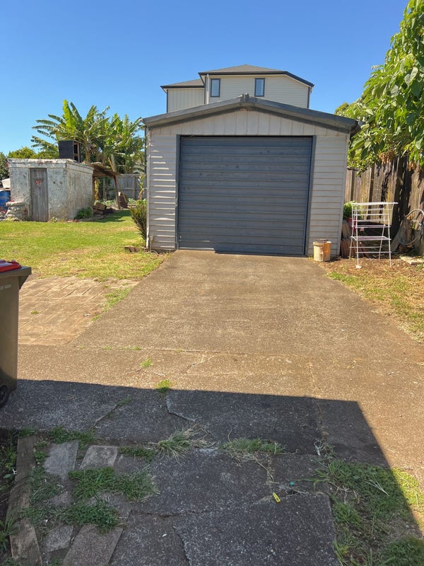 34 Holland Avenue, Point England, Auckland - Carousel 11