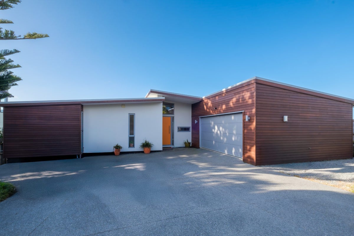 33 Marama Crescent, Mount Pleasant, Christchurch - Carousel 1