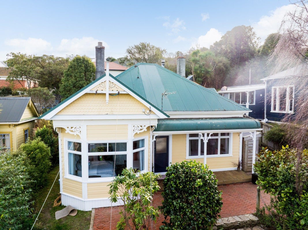 13 Farley Street, Kaikorai, Dunedin - Carousel 1