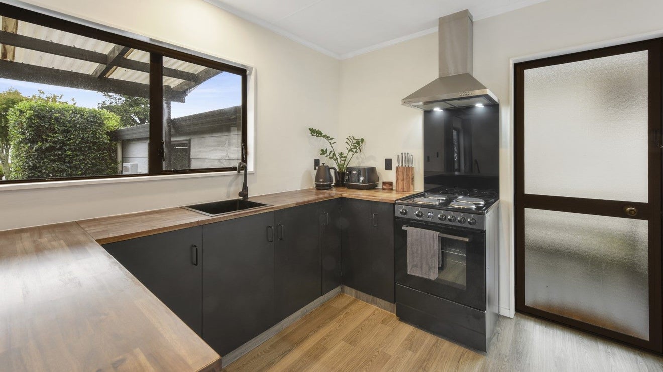 1/28 Tukuka Street, Nelson South, Nelson - Carousel 2