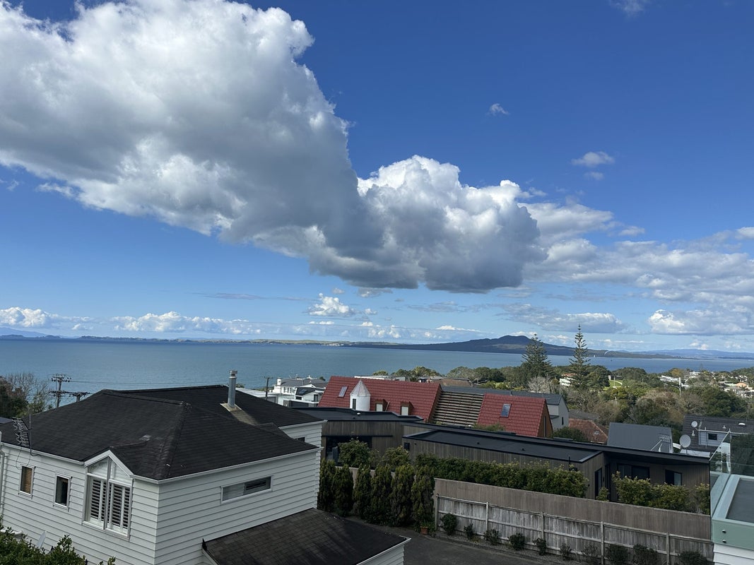 138A Beach Road, Castor Bay, Auckland - Carousel 1