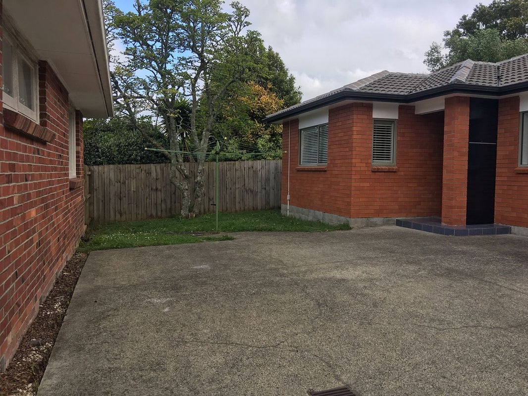 22 Lynden Avenue, Hillcrest, Auckland - Carousel 2